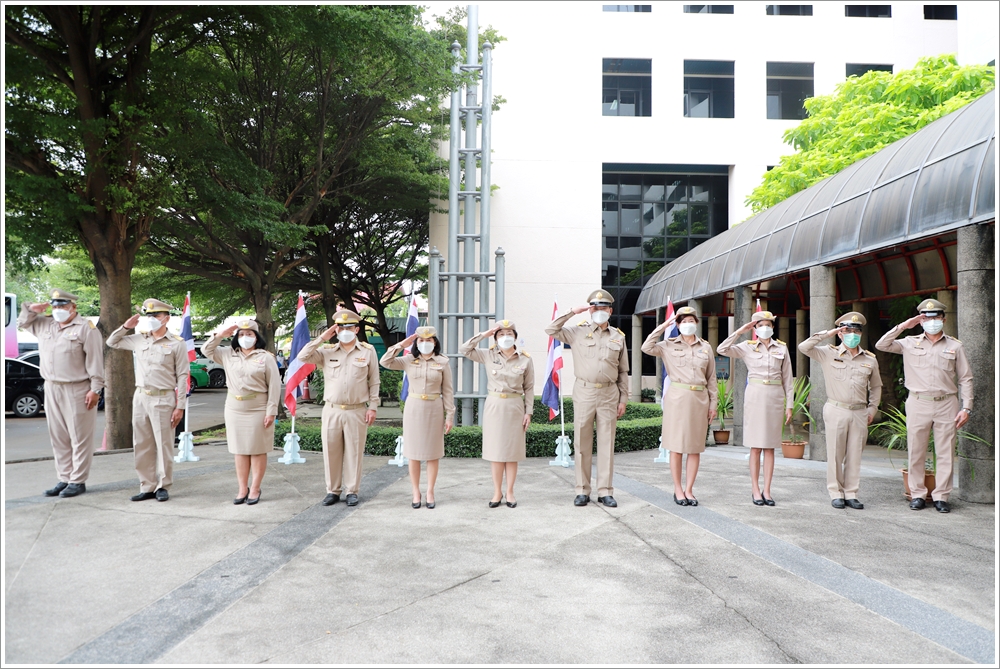 กรมบังคับคดีจัดกิจกรรมเนื่องในวันพระราชทานธงชาติไทย ประจำปี 2565